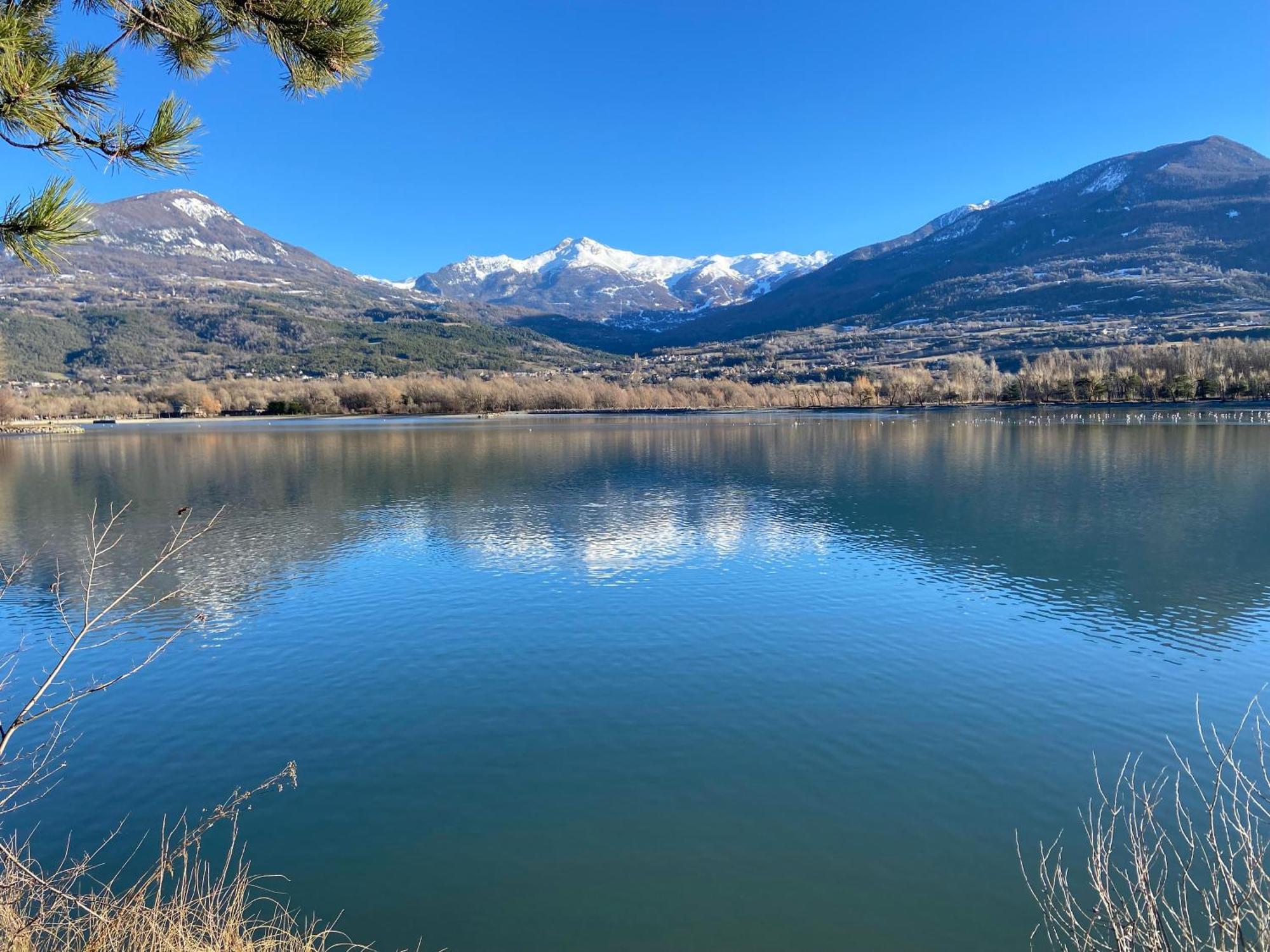 Le Pied De Ville Pouzenc Embrun Luaran gambar